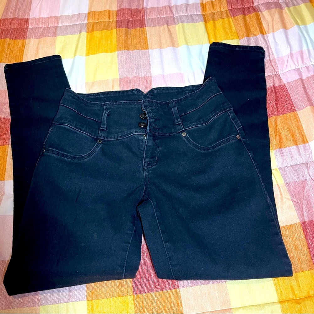 EUC Black high rise skinny jeans Size 10